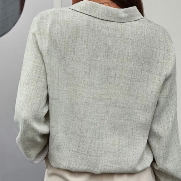 half zip solid top - Picture 2 of 3